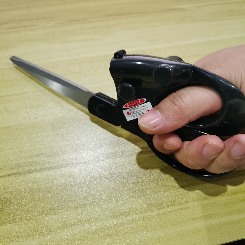 Yeni Profesyonel Lazer Kılavuz - Scissors Stainless Craft incelemesi ve fiyatı